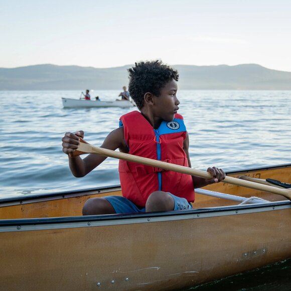 Mustang Youth Rev Foam Vest | Survival Youth Life Vest (55–88 lbs) - Picture 2 of 6